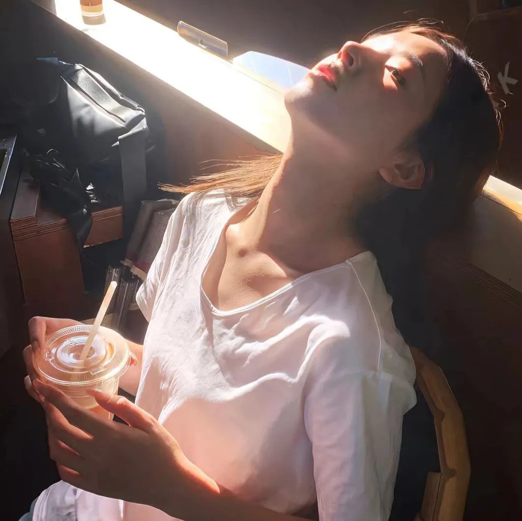 舒莎摇摇